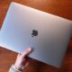 MacBook Pro 2026 Siap Berubah Total, Pakai Layar OLED dan Bodi Lebih Tipis