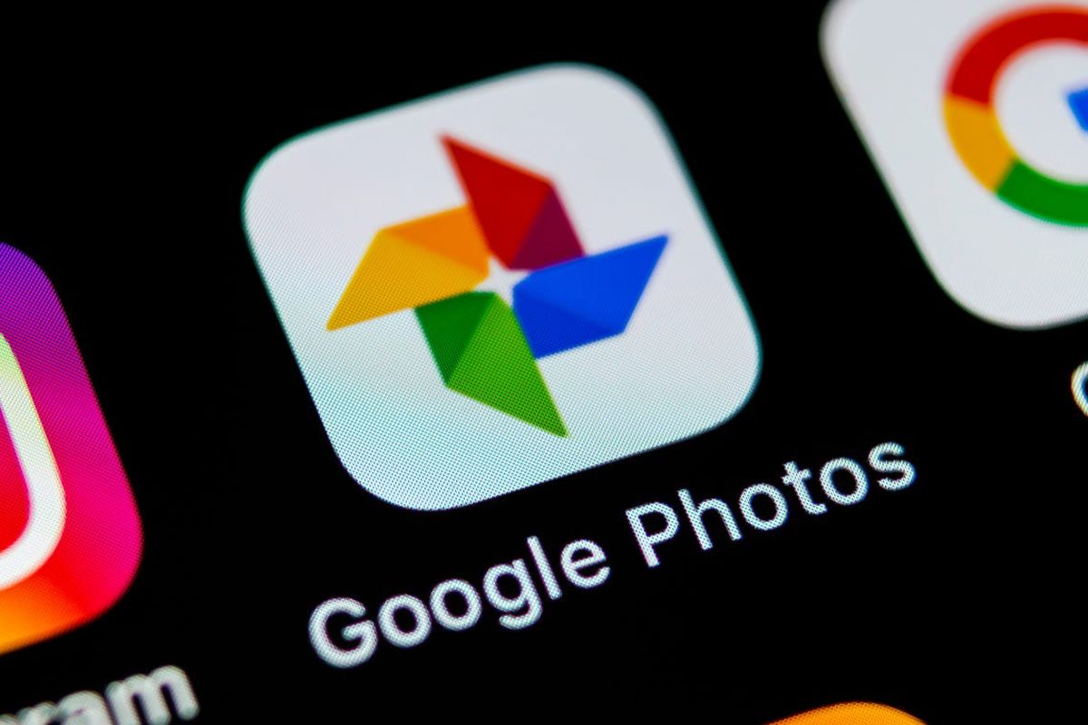 Fitur Baru Google Photos Hadirkan AI Ubah Wajah Jadi Meme, Auto Viral