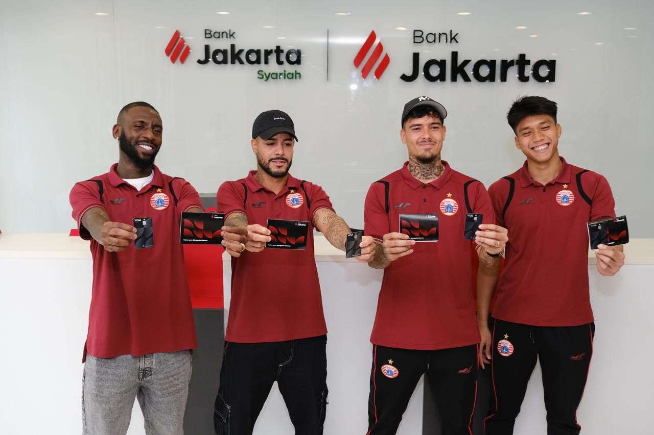 Kolaborasi Bank Jakarta dan JakMania Resmi Diluncurkan, Dorong Inklusi Keuangan Suporter Persija