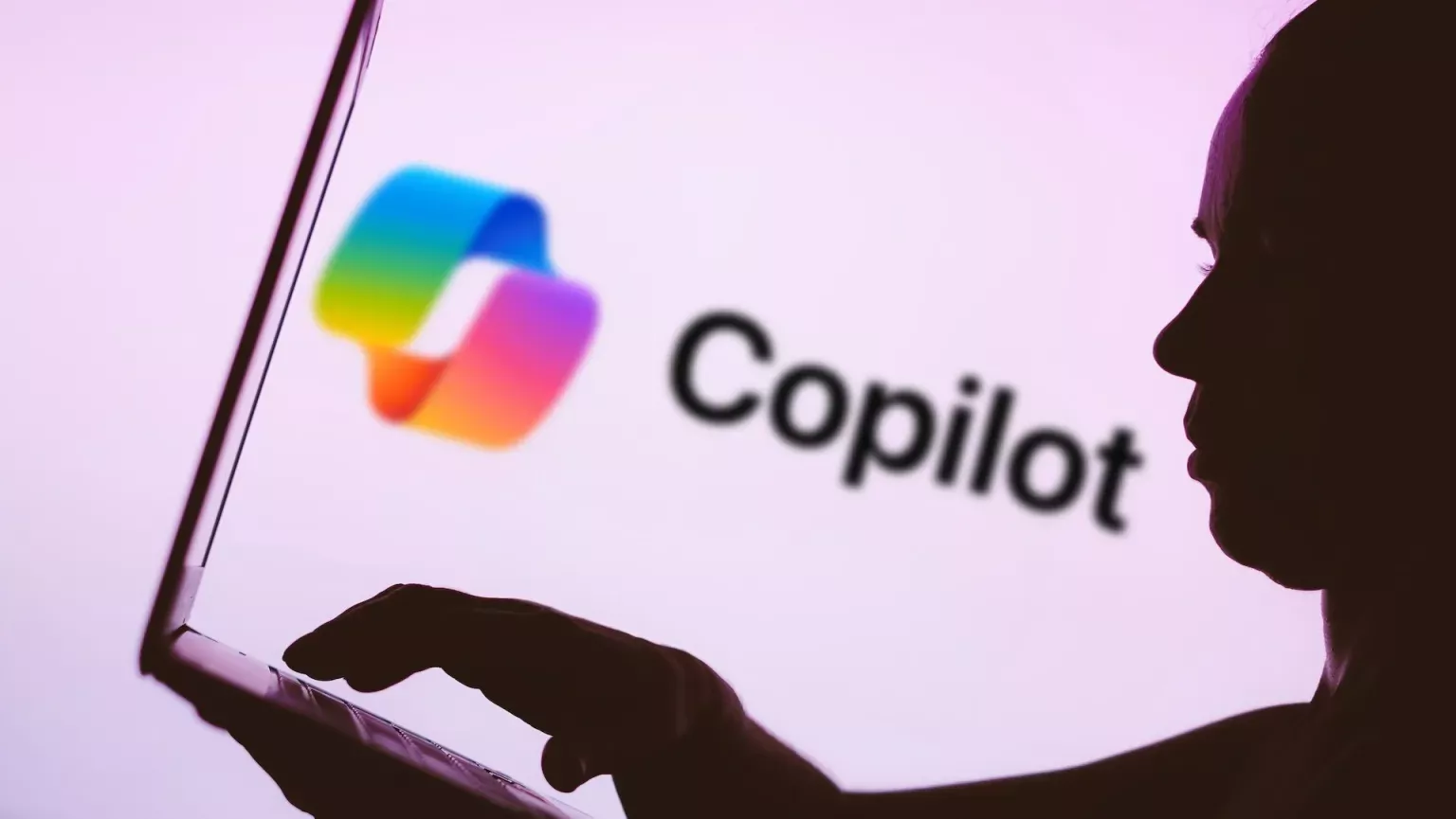 Microsoft 365 Copilot Bug Bikin AI Bisa Baca Email Rahasia, Ini Penjelasan Resminya