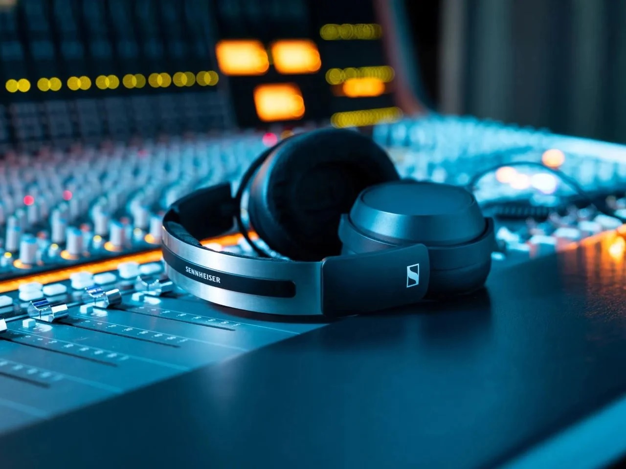 Sennheiser HD 480 PRO Resmi Hadir di Indonesia, Headphone Closed-Back untuk Monitoring Profesional yang Presisi