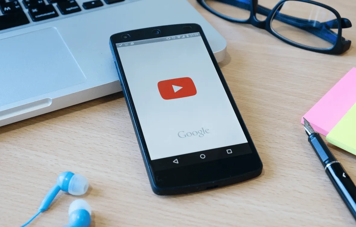 YouTube Uji Format Iklan Baru di Livestream Mobile: Minim Gangguan, Maksimalkan Pengalaman Menonton