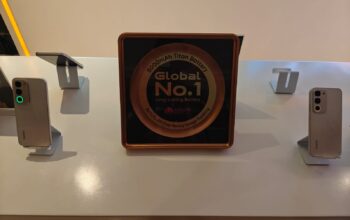 realme C100 Series Gebrak Pasar: Baterai 8.000mAh Siap Ubah Standar Smartphone Murah