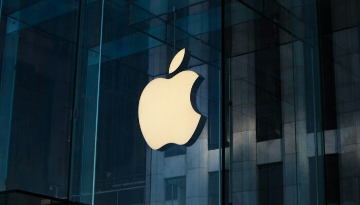 Apple Diskriminasi Agama Berujung Kompensasi Rp2,6 Miliar untuk Mantan Karyawan