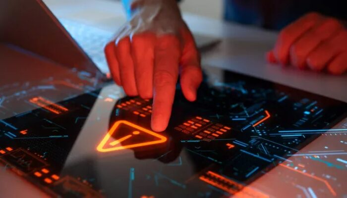 Gawat! Malware Mantax Otax Bisa Intip Chat WhatsApp dan Curi Kode OTP