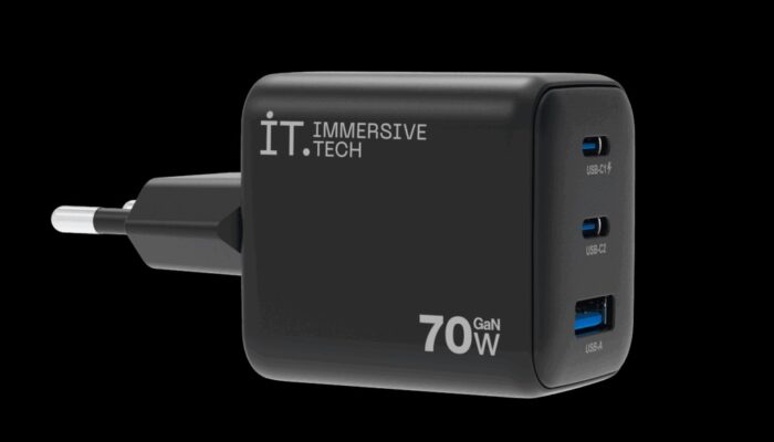 IT MaxGaN Charger 70W Hadir dengan 3 Port, Isi Daya Laptop dan HP Lebih Praktis