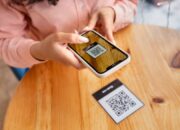 Persaingan Dompet Digital Memanas, QRIS Ubah Strategi DANA, GoPay, OVO, dan ShopeePay