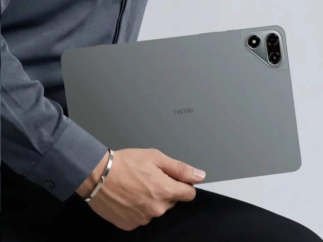 TECNO MEGAPAD 2 Punya Baterai 8.200 mAh, Harga Mulai Rp4,3 Jutaan